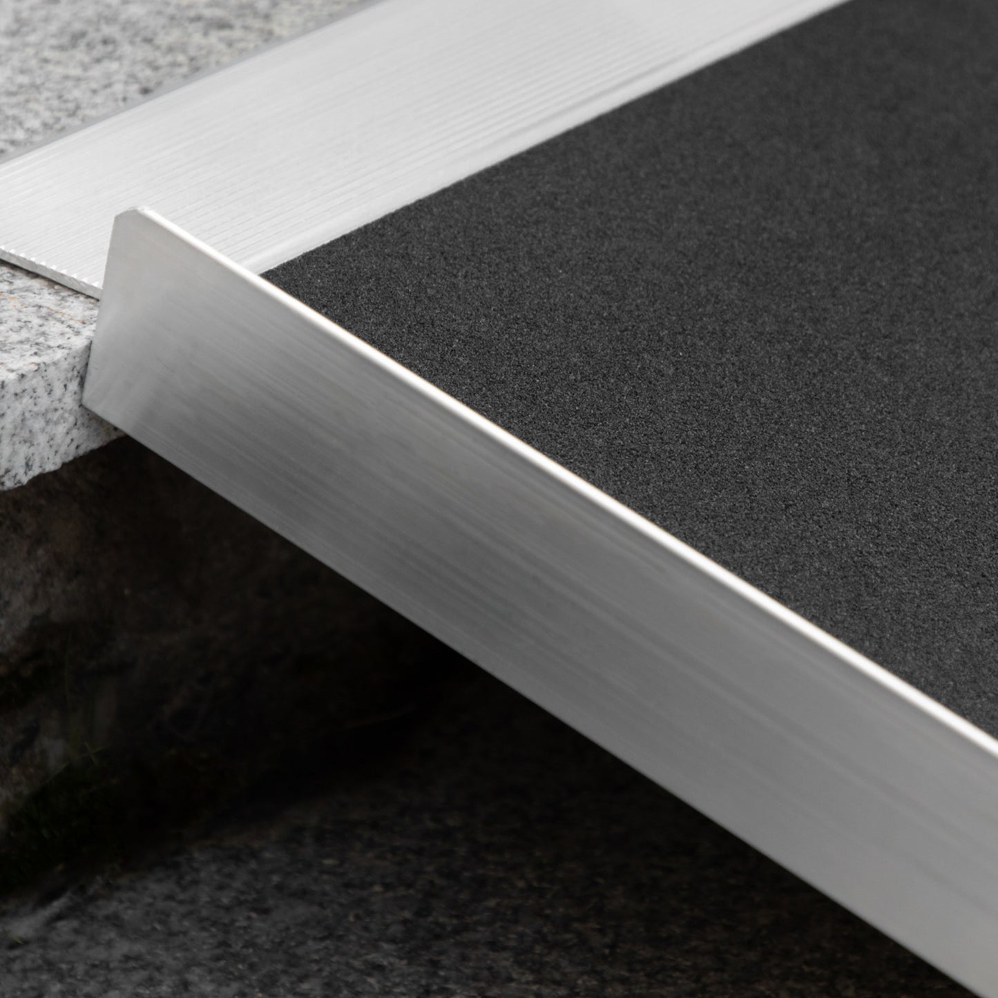 Folding Aluminum Wheelchair Ramp with Non-Slip Surface