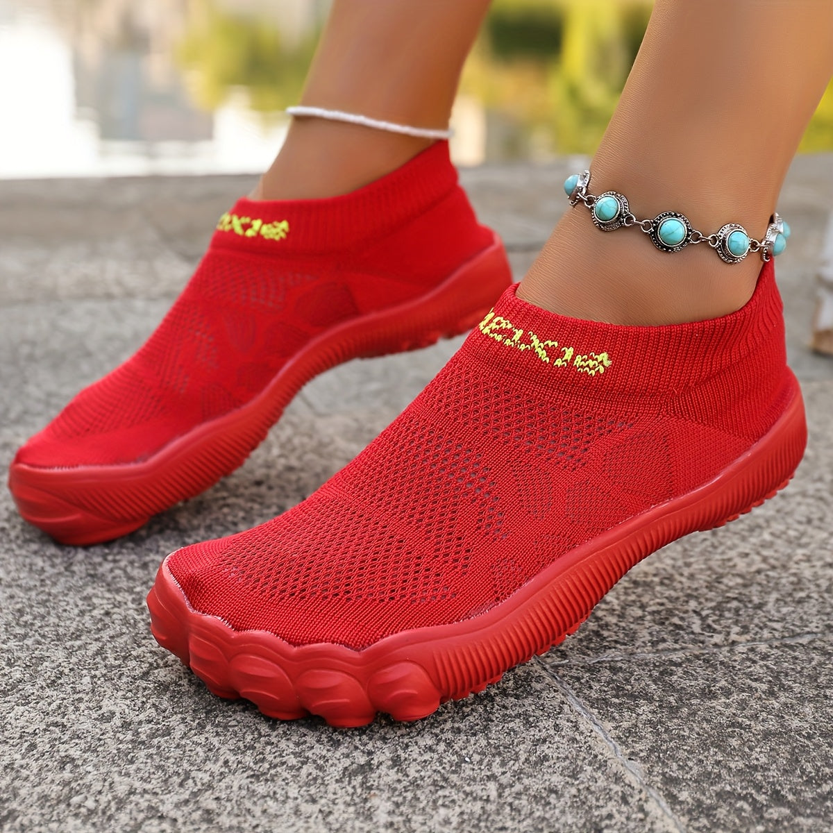 Unisex Breathable Five Toe Slip On Hiking Shoes All Season