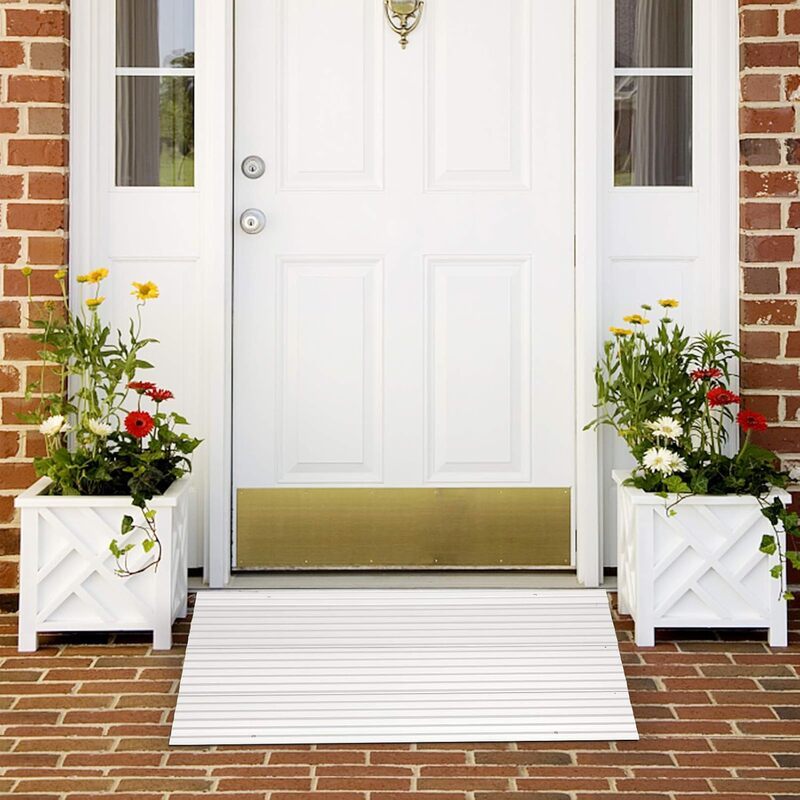 Adjustable Aluminum Alloy Wheelchair Threshold Ramp for Easy Access
