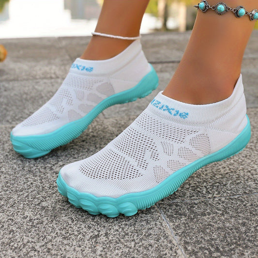 Unisex Breathable Five Toe Slip On Hiking Shoes All Season